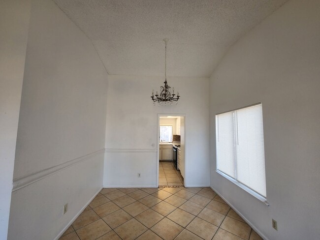 Building Photo - Affordable Single-Story Home