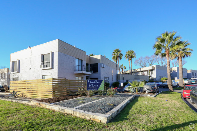 Building Photo - Mueller Place