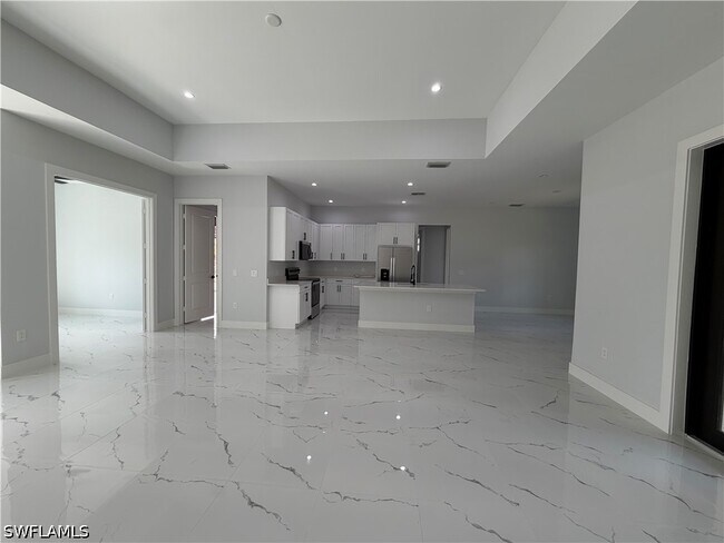 Building Photo - 2863 52nd Ave NE