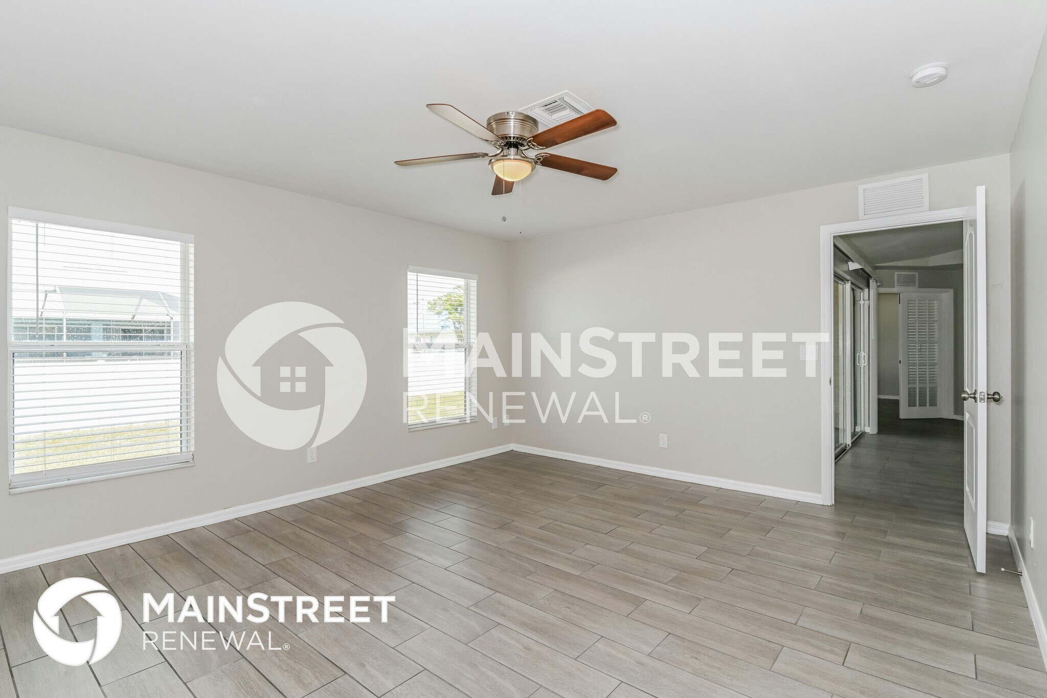 Building Photo - 2011 NW 23rd St