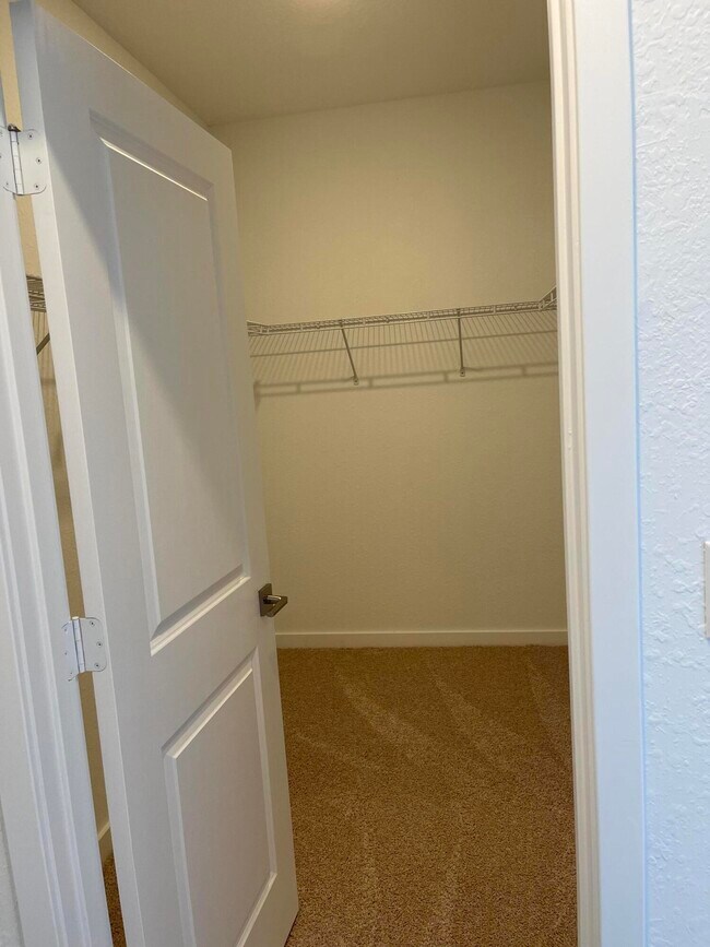 Building Photo - 8542 Via Mar Rosso