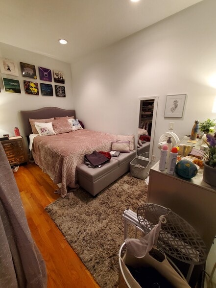 Building Photo - 35 Westland Ave