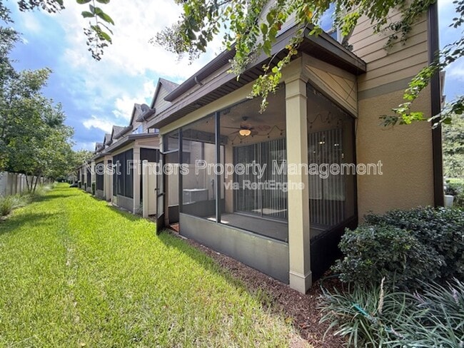Building Photo - 7028 Beauhaven Ct