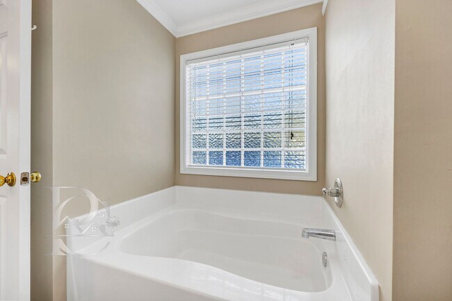 Building Photo - CHARMING HOME IN IRMO'S ASHFORD NEIGHBORHOOD