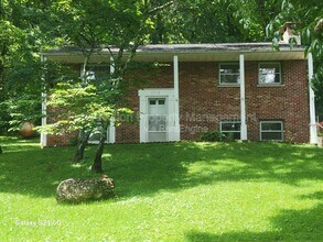 Building Photo - 3710 Kovarik Ln