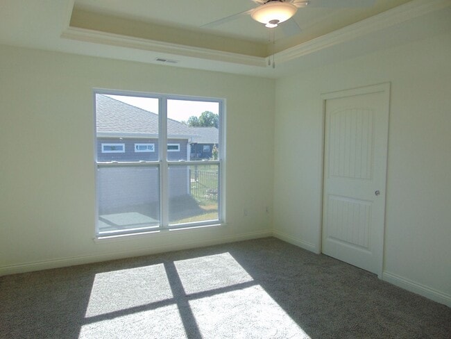 Building Photo - Sensational 3 Bed 2 Bath House!