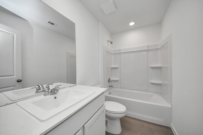 Building Photo - 3009 Blue Gem Ct