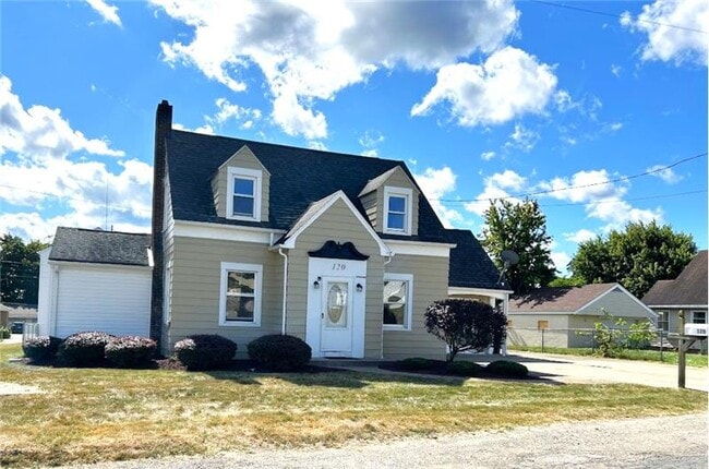 Building Photo - 120 El Villa Way