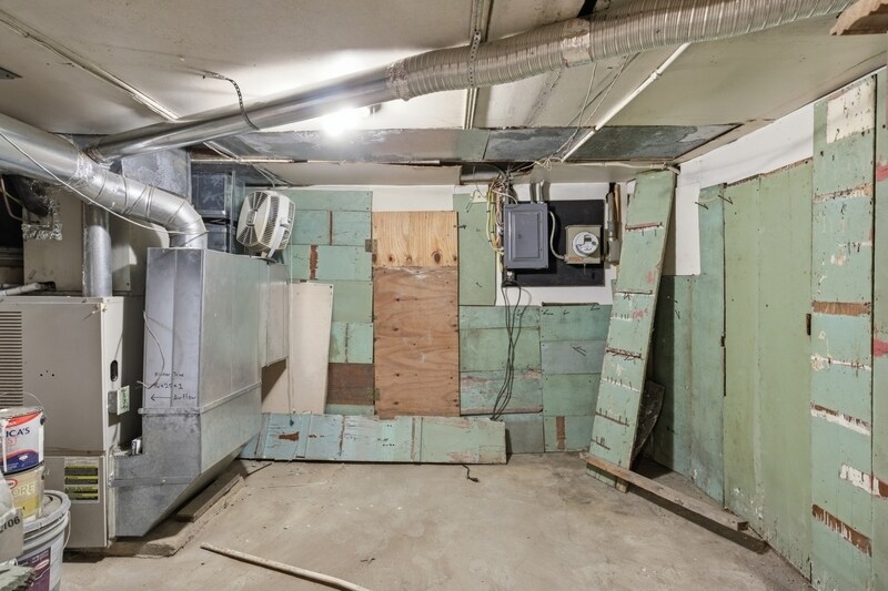 Building Photo - 1101 S Carey St