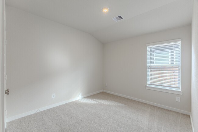 Building Photo - 16977 Juniper Blossom Bnd