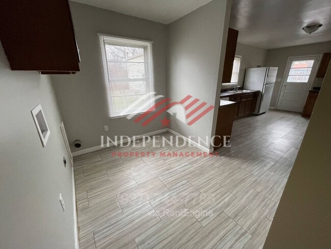 Building Photo - 4381 Marlowe St