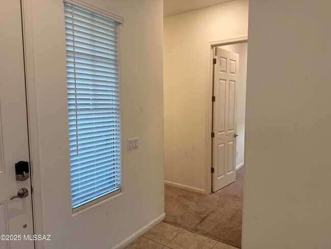 Building Photo - 1646 W Aristides St