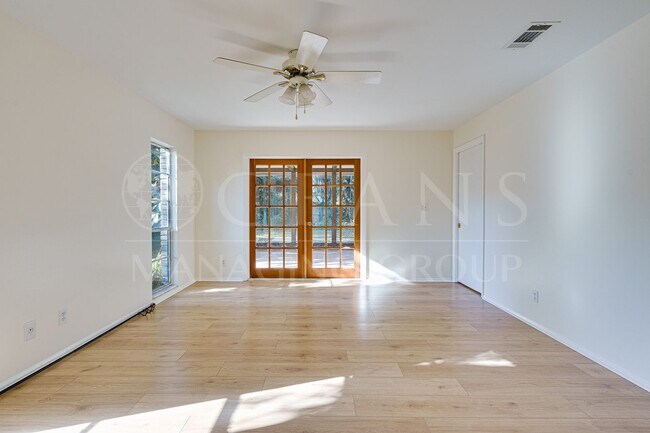 Building Photo - Charming 3-Bedroom Home in Port Orange for Rent!