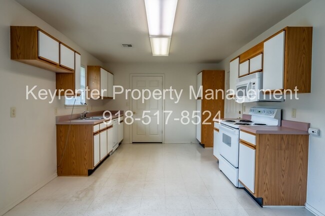 Building Photo - 2 Bed 2 Bath Collinsville
