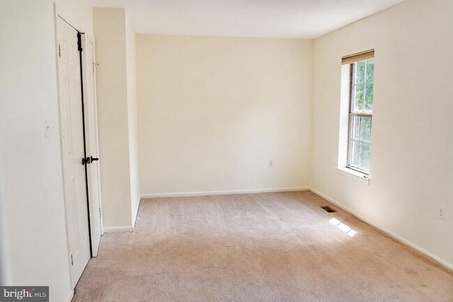 Building Photo - 2723 Manorhaven Ct
