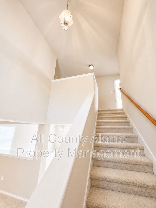 Building Photo - 4919 Celtic Cor