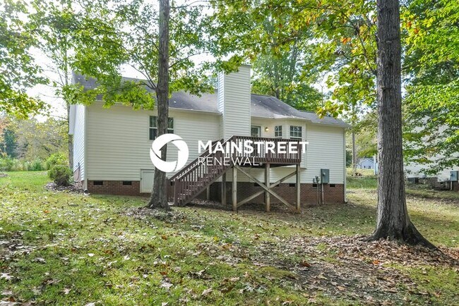Building Photo - 3 Bedroom Pet-Friendly Home in Raleigh, NC...