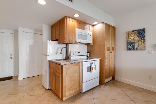 Building Photo - 11863 Wimbledon Cir