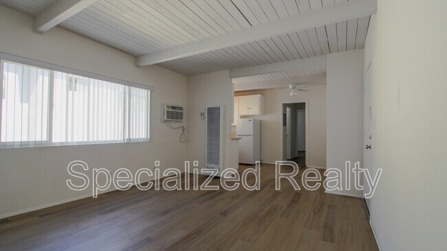 Building Photo - 508 Hill Dr