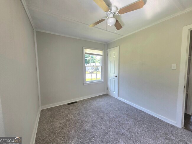 Building Photo - 3588 Morgan Dr