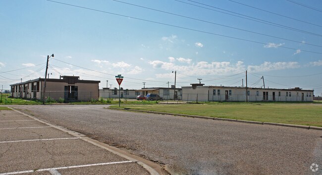 Building Photo - 219 E Givens St