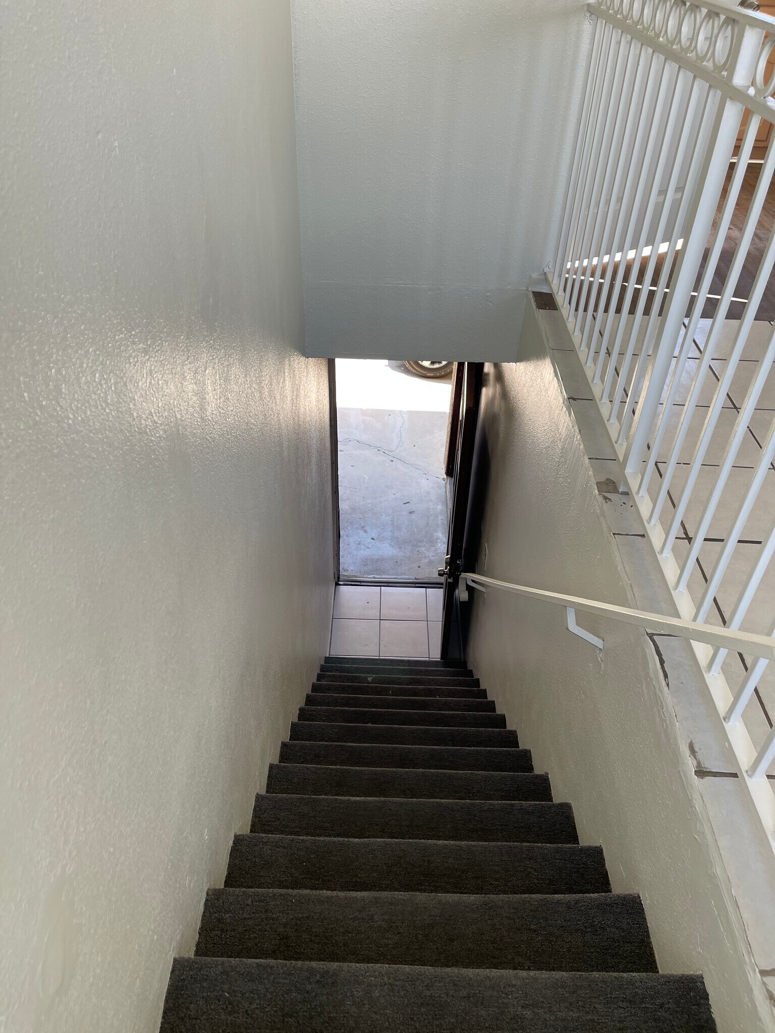 Building Photo - 3351 W 135th St