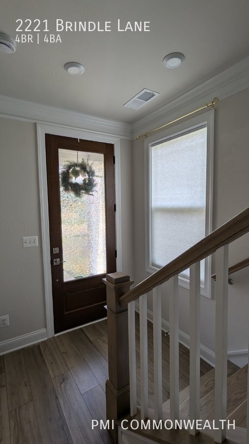 Building Photo - 4 Bed / 3.5 Bath Newly built Townhouse (Av...