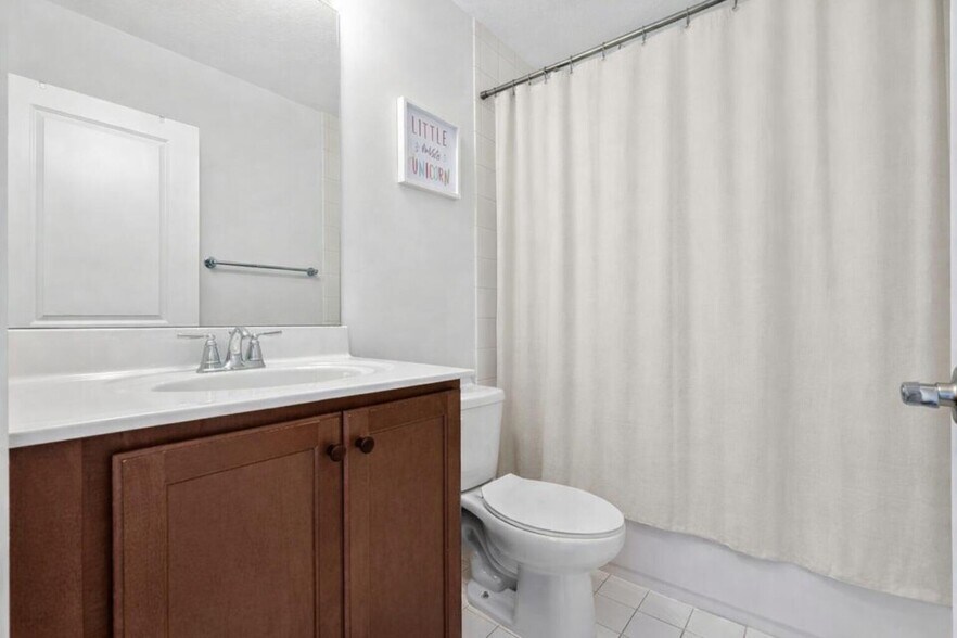 Building Photo - 7221 Briella Dr