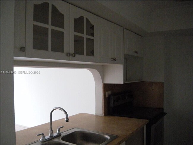 Building Photo - 7545 E Treasure Dr