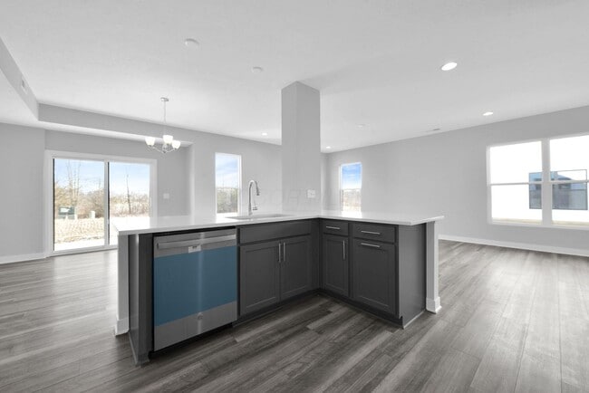 Building Photo - 5491 Fawnsbury Ct