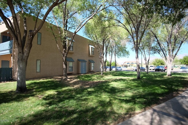 Building Photo - 8080 E Speedway Blvd