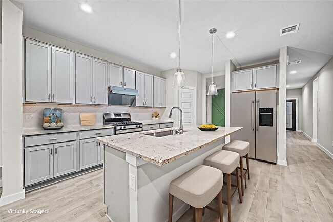 Building Photo - 19723 Vino Vale Dr