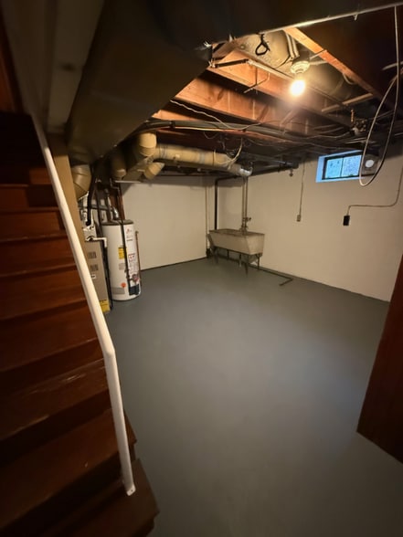 Building Photo - 50 Orchard Ln