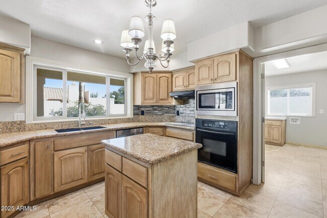 Building Photo - 15912 Centipede Dr