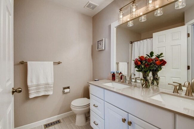 Building Photo - Beautiful Home In Wolf Creek