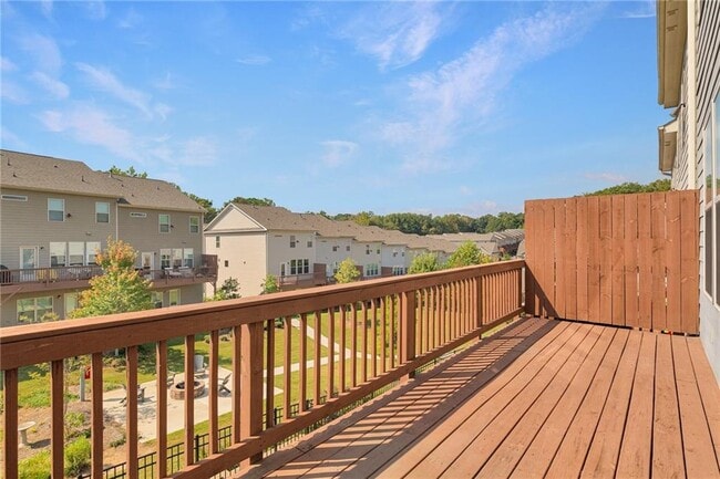 Building Photo - 1387 Live Oak Ln