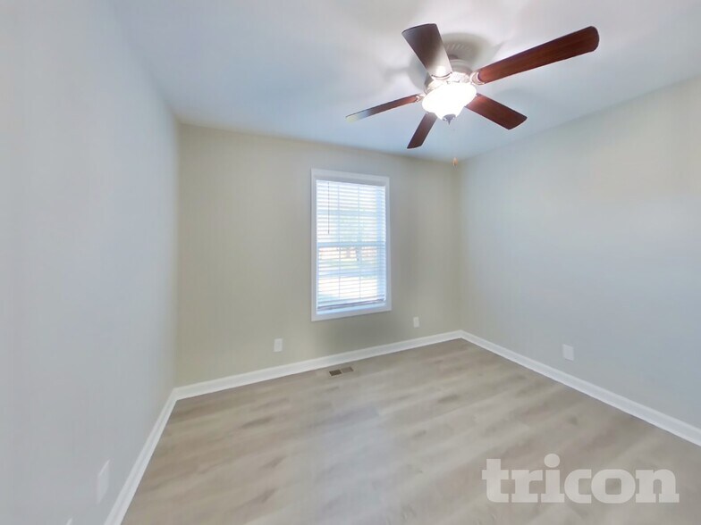 Building Photo - 504 Aurelia Lynn Dr