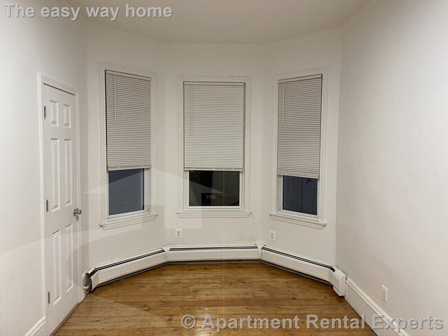 Building Photo - 252 Windsor St