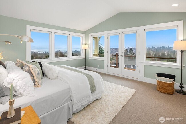 Building Photo - Light-Filled Magnolia Home with Spectacular Northwest Views