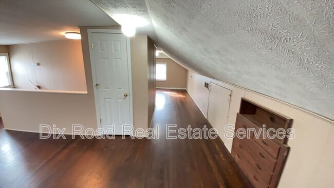 Building Photo - 1891 Stahlheber Rd