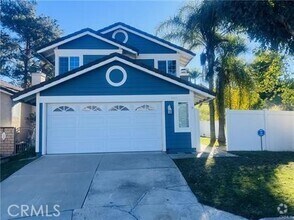 Building Photo - 2705 Fairlane Pl