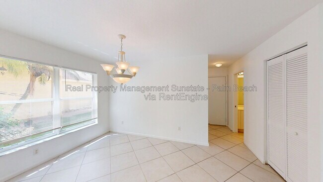 Building Photo - 5060 Starblaze Dr