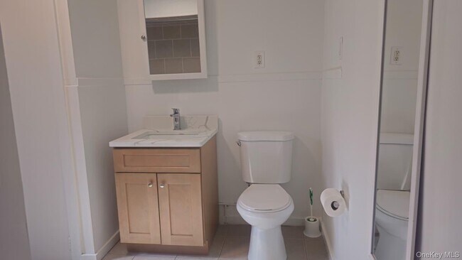 Building Photo - 22 Ford St