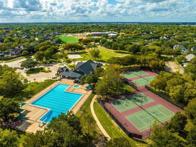 Building Photo - 8919 Summer Ash Ln