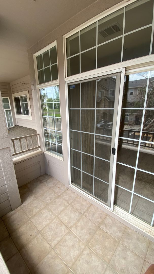 Building Photo - HUGE 2 Bedroom 3 Bathroom Condo in Southeast Denver