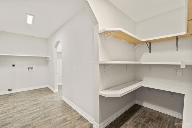 Building Photo - 413 S Los Cerritos Cir