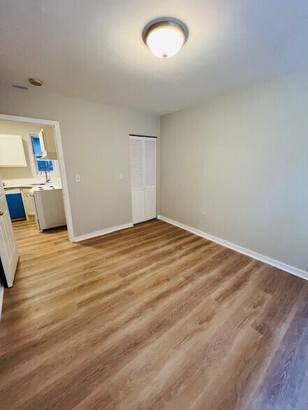 Building Photo - 11 Kilmarnock St