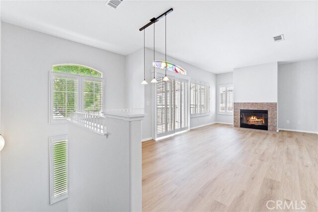 Building Photo - 23 Anana