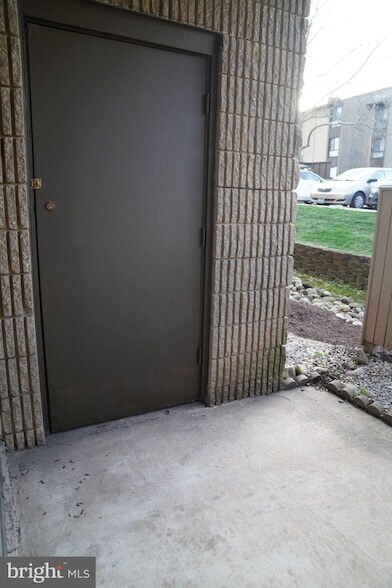 Building Photo - 6093 Majors Ln