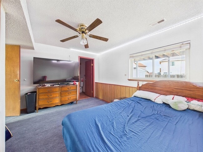 Building Photo - 1018 Rancher Dr